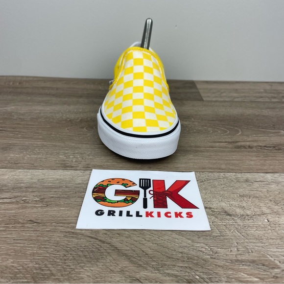 Vans Classic Slip On Checkerboard Cyber Yellow/White Skate Shoes Men's - Picture 4 of 5